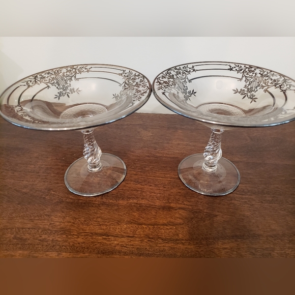 Set of 2 Crystal Pedestal Compote Dishes with Silver Inlay - Picture 2 of 8